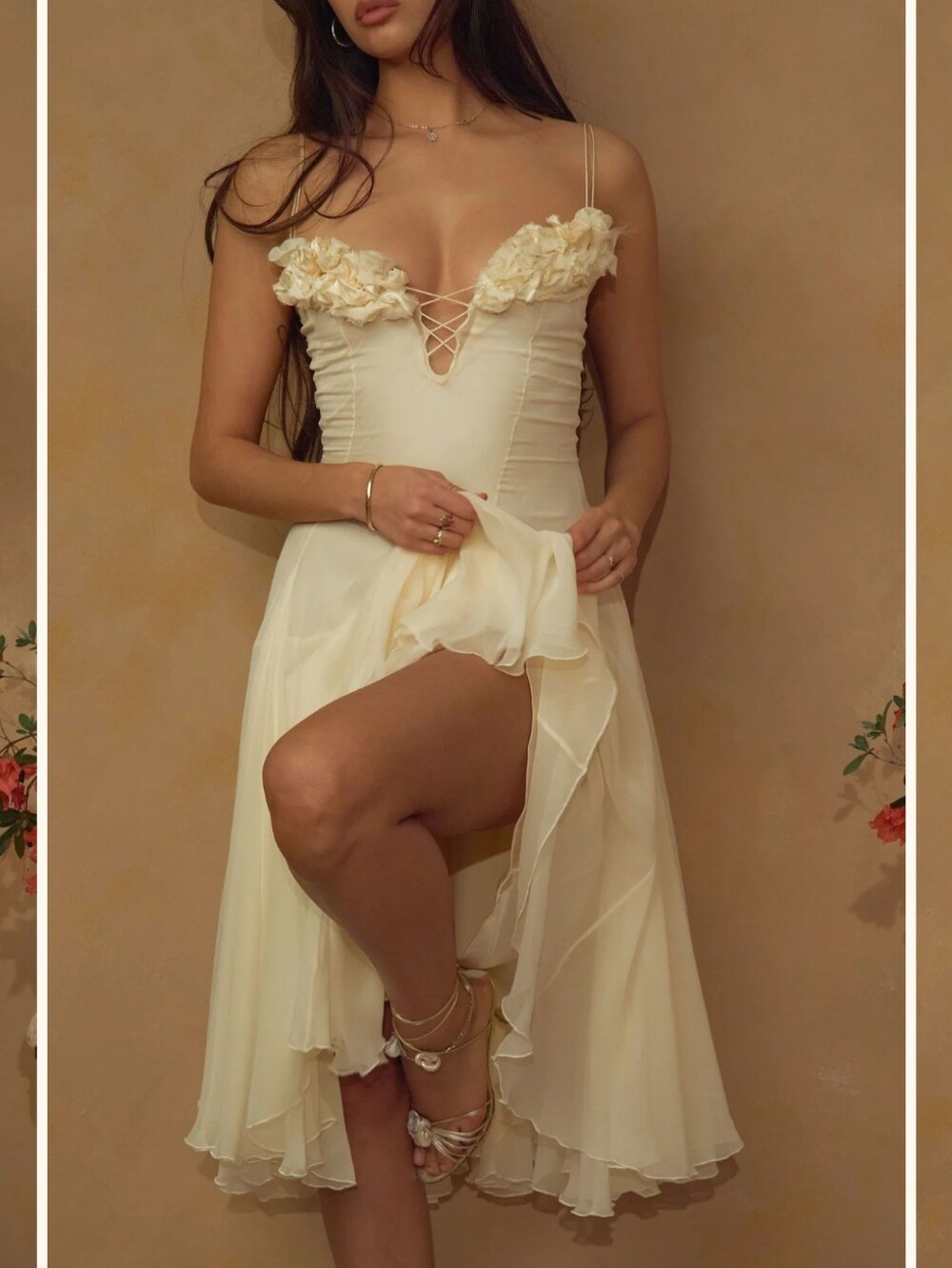 Mirror Palais Valentina Dress in Butter- M - Picture 13 of 16